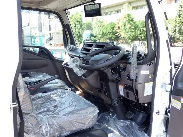 Mitsubishi Fuso CANTER 2025 — миниатюра 4