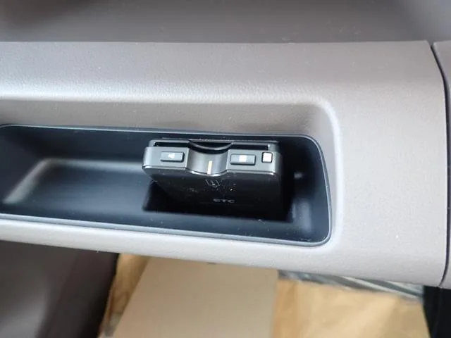 Mitsubishi Fuso CANTER 2025 — миниатюра 4