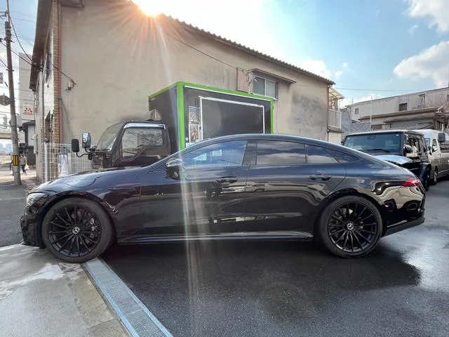 Mercedes Amg GT 4 DOOR COUPE 43 4 MATIC+ RIDE CONTROL +PACKAGE 2023 — миниатюра 2