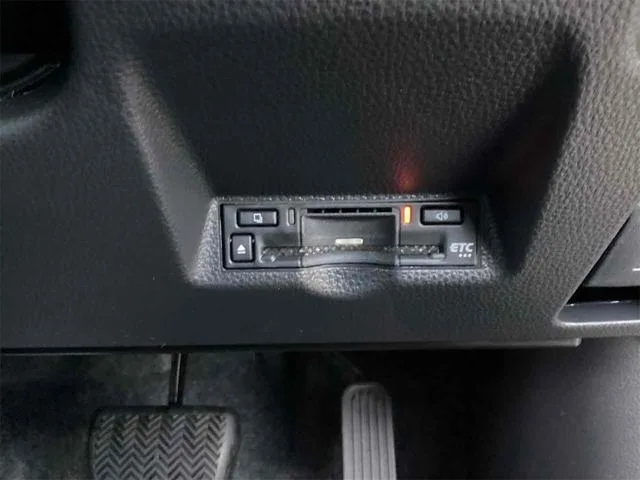 Toyota YARIS CROSS Z 2024 — миниатюра 3