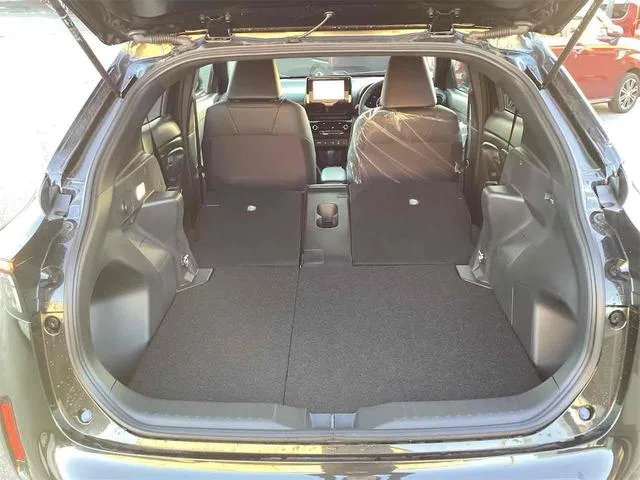 Toyota YARIS CROSS Z 2024 — миниатюра 5