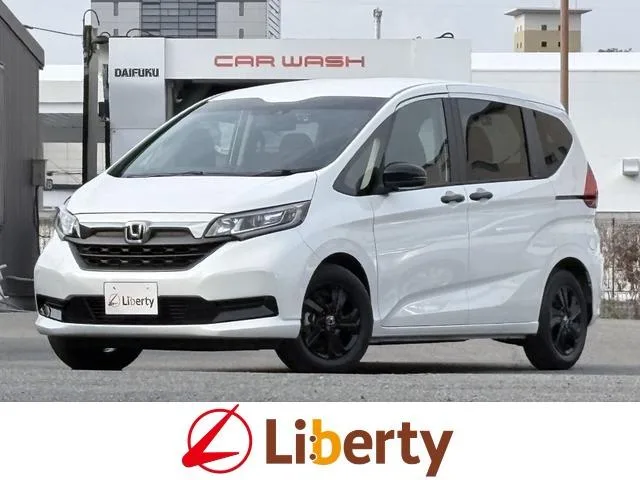 Honda FREED G BLACK STYLE 2024 — фото 1, купить с доставкой в Москву