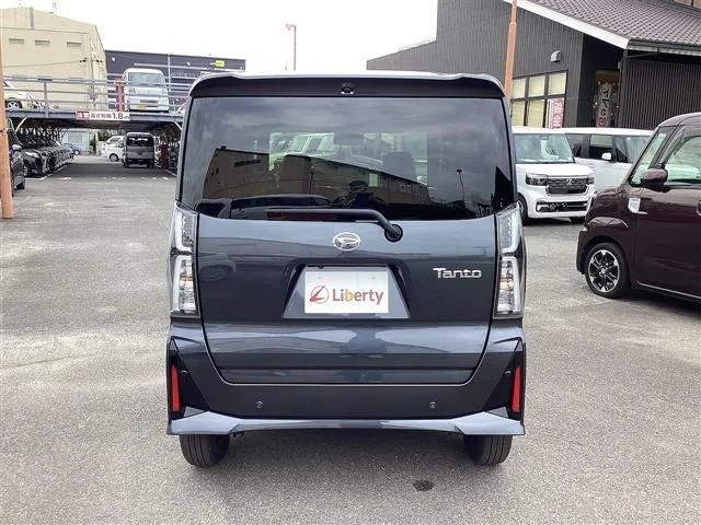 Daihatsu TANTO CUSTOM X LIMITED 2025 — миниатюра 5