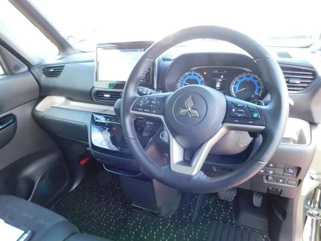 Mitsubishi DELICA MINI T PREMIUM 2024 — миниатюра 4