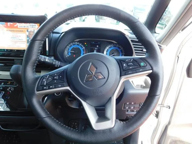 Mitsubishi DELICA MINI G PREMIUM 2025 — миниатюра 4