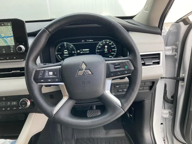Mitsubishi OUTLANDER PHEV P 2023 — миниатюра 4