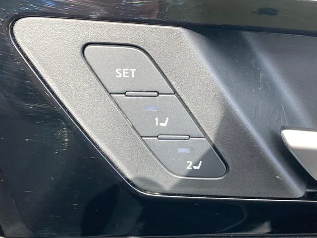 Mitsubishi OUTLANDER PHEV P 2023 — миниатюра 5