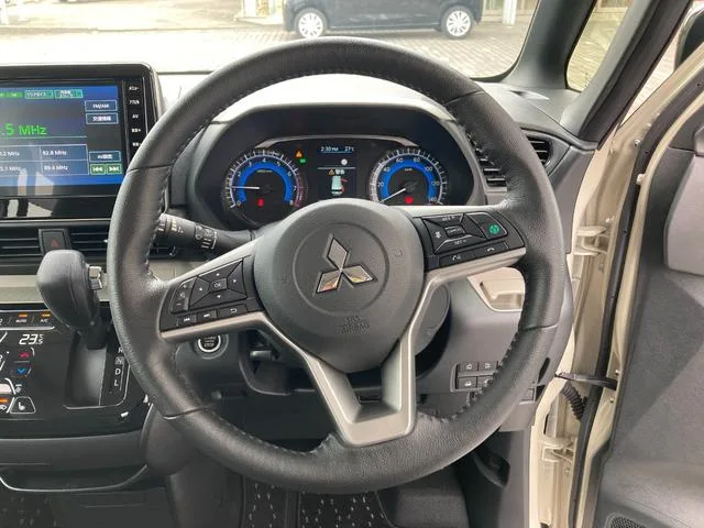 Mitsubishi DELICA MINI G PREMIUM 2023 — миниатюра 3