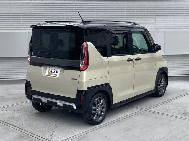 Mitsubishi DELICA MINI G PREMIUM 2023 — миниатюра 5