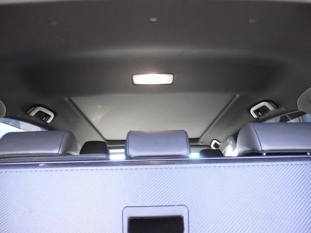 Toyota HARRIER HYBRID Z LEATHER PACKAGE 2023 — миниатюра 4