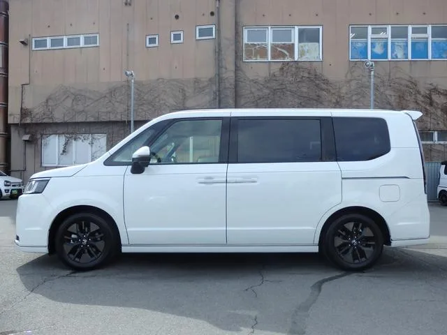 Honda STEPWAGON E:HEV SPADA 2025 — миниатюра 3