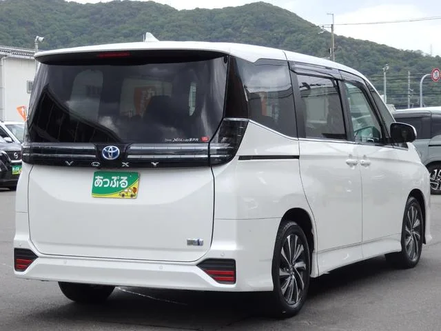 Toyota VOXY HYBRID S-Z 2025 — миниатюра 3