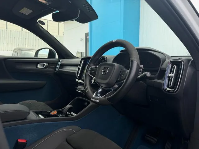 Volvo XC40 RECHARGE RECHARGE ULTIMATE SINGLE MOTOR 2024 — миниатюра 4