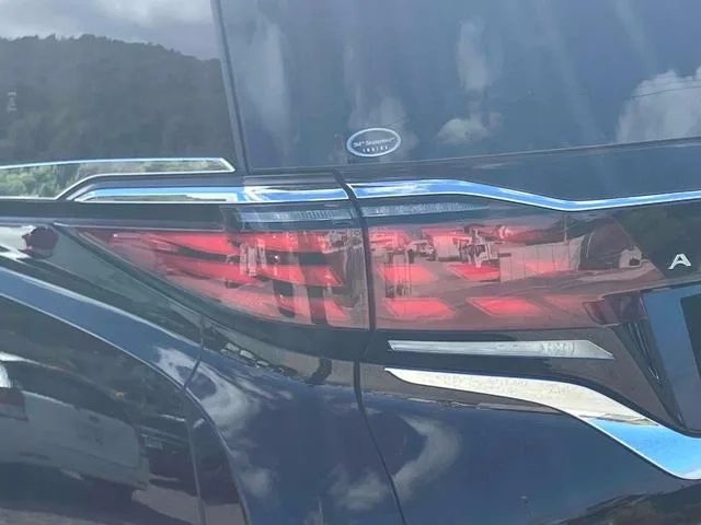 Toyota Alphard Z 2024 — миниатюра 5