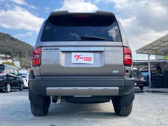 Toyota LAND CRUISER 250 VX 2024 — миниатюра 5