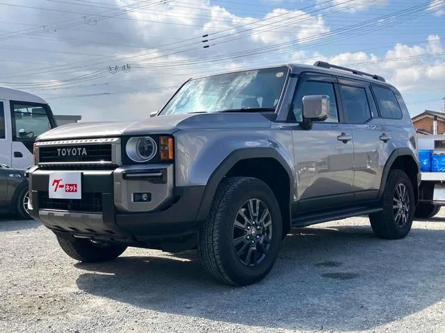 Toyota LAND CRUISER 250 VX 2024 — фото 1, купить с доставкой в Москву