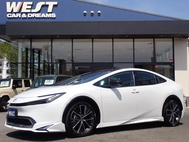 Toyota PRIUS Z 2025 — фото 1, купить с доставкой в Москву