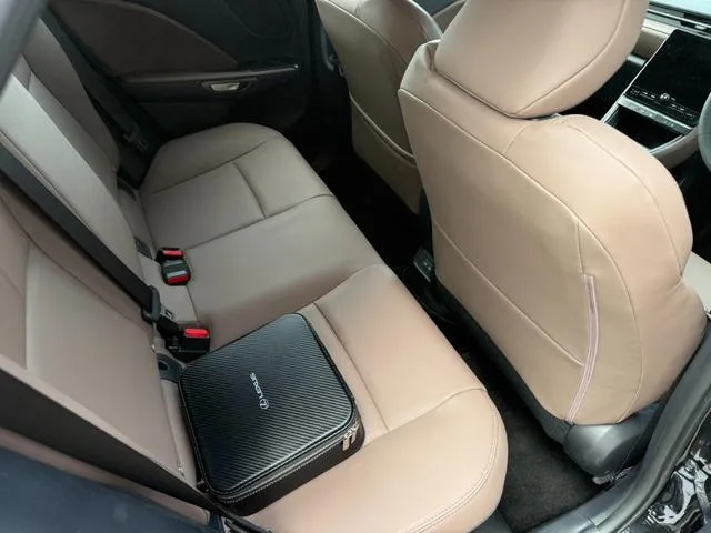 Lexus LBX ELEGANT 2025 — миниатюра 4