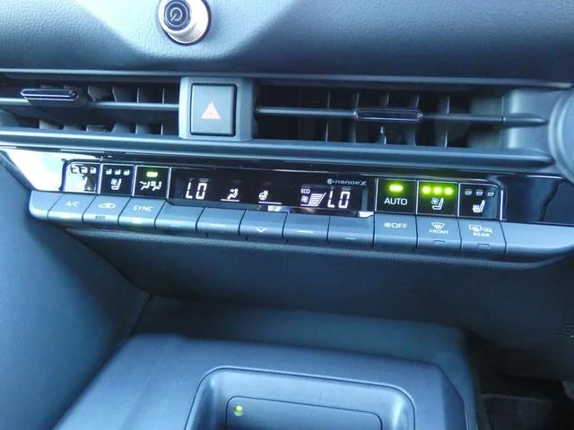 Toyota CROWN CROSSOVER G ADVANCED LEATHER PACKAGE 2022 — миниатюра 3