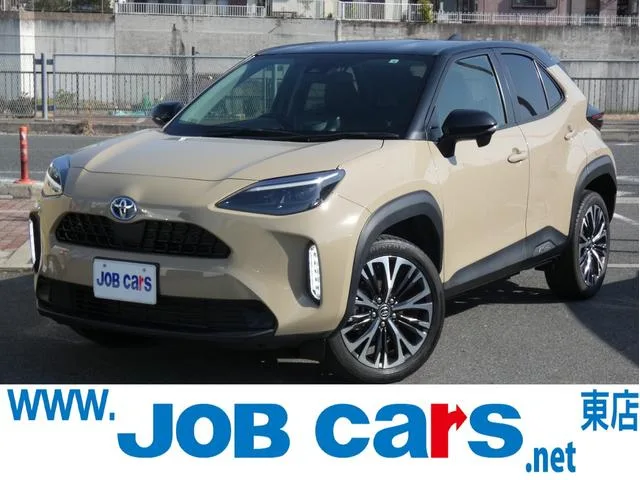 Toyota YARIS CROSS HYBRID Z 2022 — фото 1, купить с доставкой в Москву