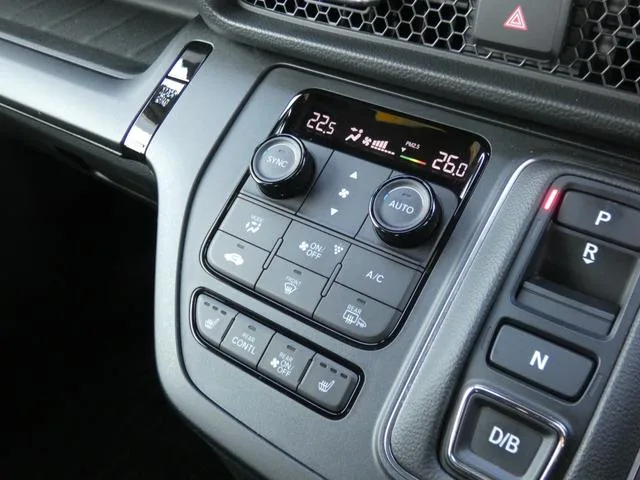 Honda STEPWAGON E:HEV SPADA 2024 — миниатюра 3