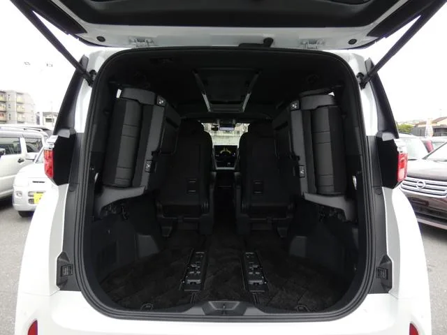 Toyota ALPHARD HYBRID Z 2024 — миниатюра 4