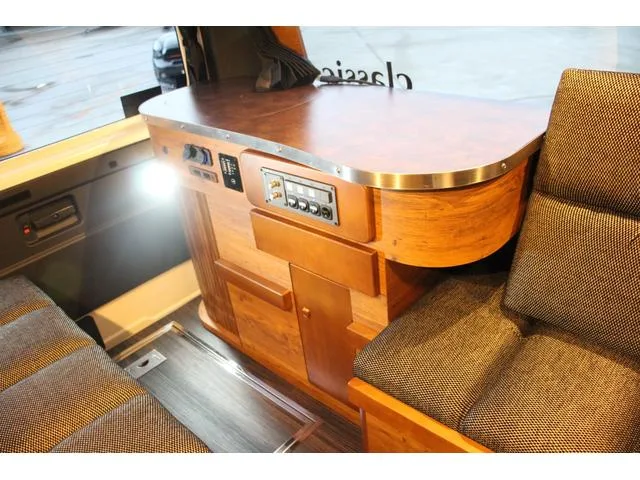 Toyota HIACE VAN 2024 — миниатюра 3