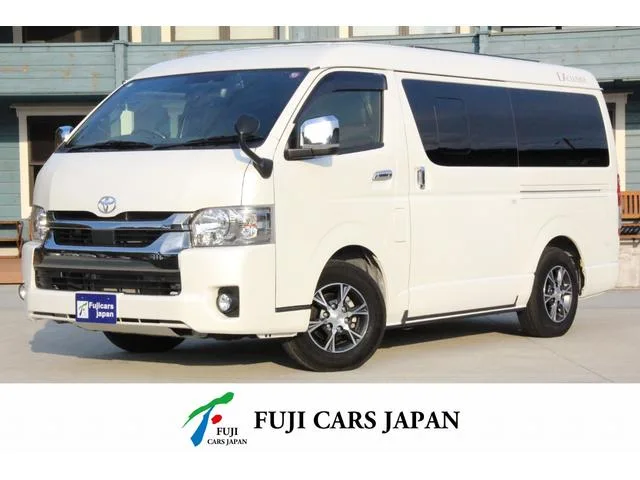 Toyota HIACE VAN 2022 — фото 1, купить с доставкой в Москву