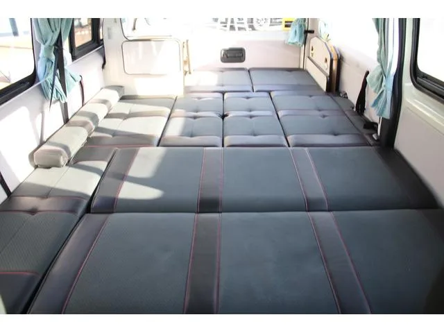 Toyota HIACE VAN 2023 — миниатюра 4