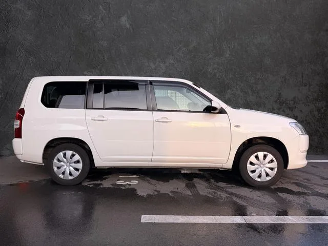 Toyota Probox Van 2024 — миниатюра 2