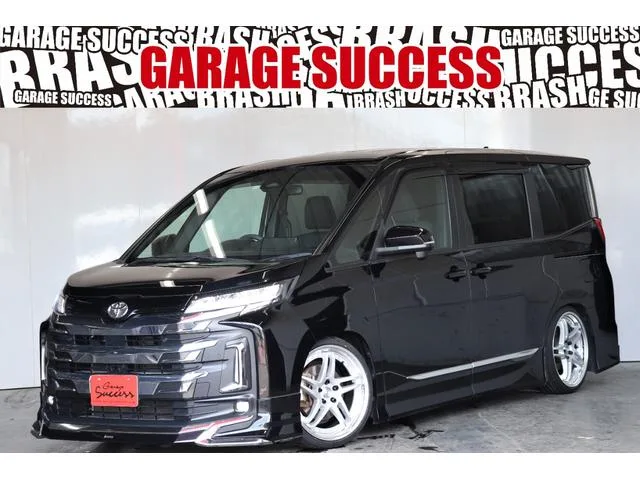 Toyota NOAH S-G 2022 — фото 1, купить с доставкой в Москву