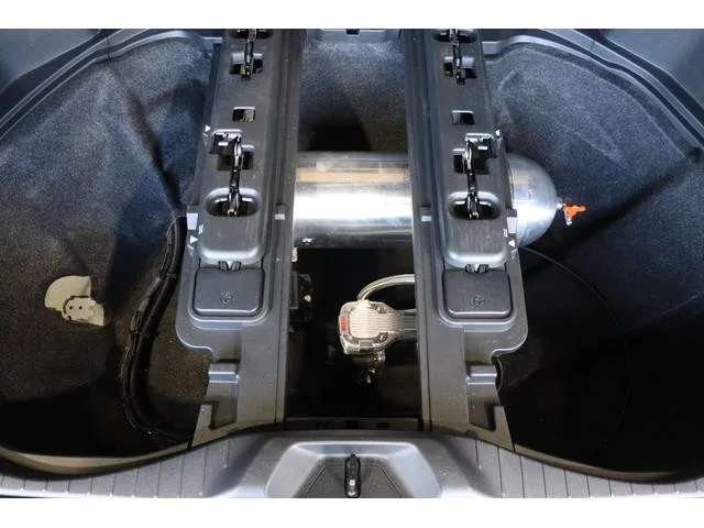 Toyota VELLFIRE HYBRID Z PREMIER 2024 — миниатюра 2