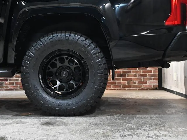 Mitsubishi TRITON GSR 2025 — миниатюра 4