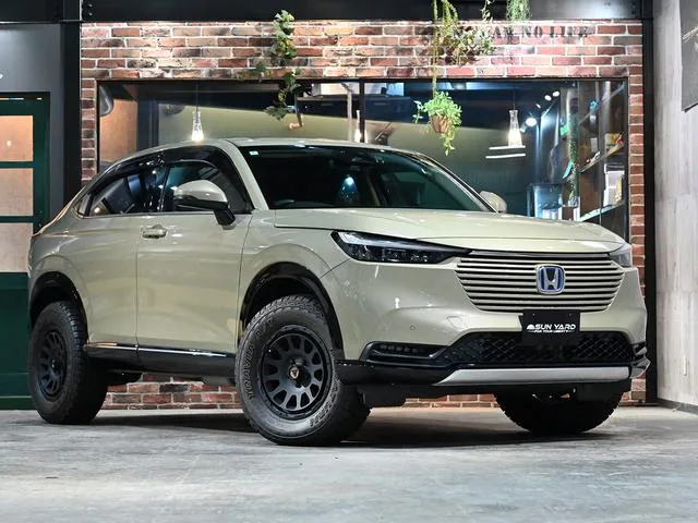 Honda VEZEL E:HEV Z 2024 — фото 1, купить с доставкой в Москву