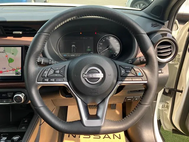 Nissan KICKS X TWO TONE INTERIOR EDITION 2025 — миниатюра 4