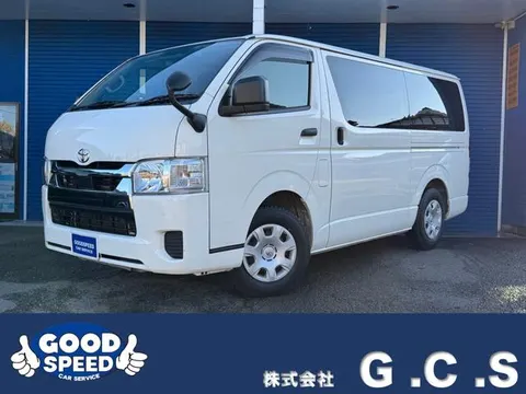 Toyota HIACE VAN 2022 купить в Москве