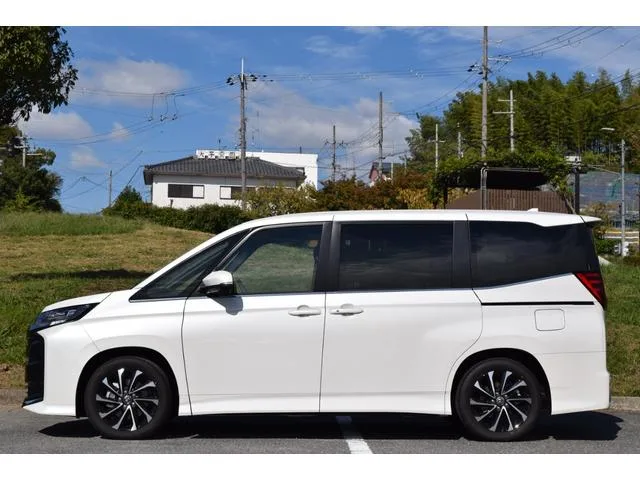 Toyota NOAH HYBRID S-Z 2025 — миниатюра 3