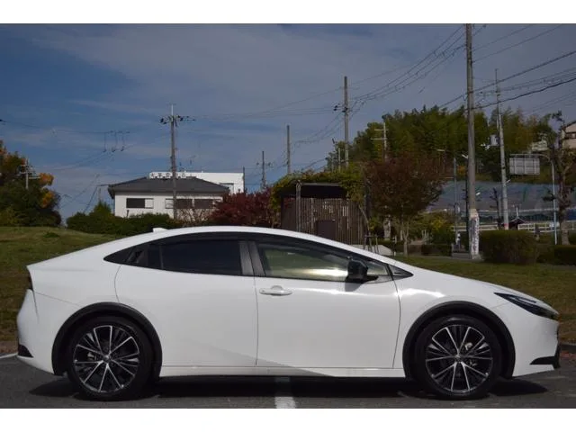 Toyota Prius X 2023 — миниатюра 4
