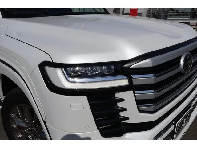 Toyota LAND CRUISER ZX 2024 — миниатюра 4