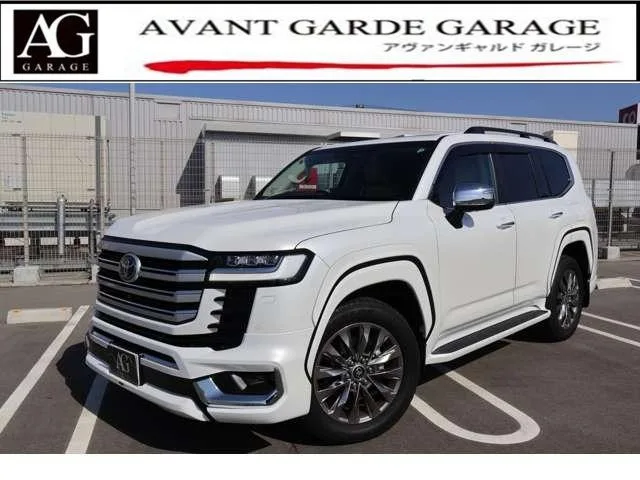 Toyota LAND CRUISER ZX 2024 — фото 1, купить с доставкой в Москву