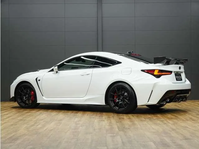 Lexus RC F PERFORMANCE PACKAGE 2024 — миниатюра 4
