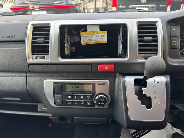 Toyota HIACE VAN LONG SUPER GL 2025 — миниатюра 4