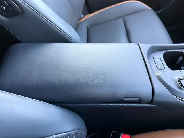 Toyota CROWN CROSSOVER RS ADVANCED 2023 — миниатюра 5