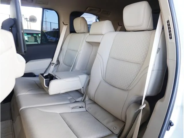 Toyota LAND CRUISER ZX 2023 — миниатюра 5