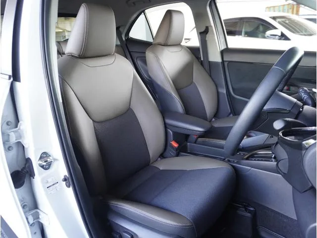 Toyota YARIS CROSS HYBRID Z 2024 — миниатюра 5