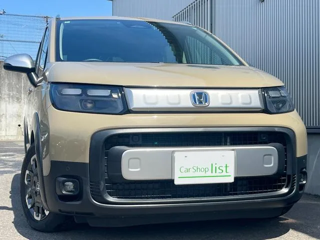 Honda FREED E:HEV CROSSTAR 2024 — миниатюра 4