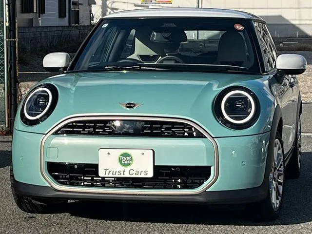 MINI MINI COOPER C FAVOURED TRIM 2024 — фото 1, купить с доставкой в Москву