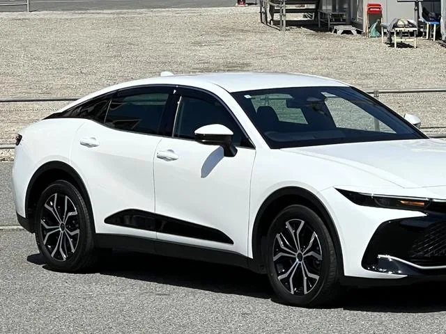 Toyota CROWN CROSSOVER G ADVANCED 2023 — миниатюра 3