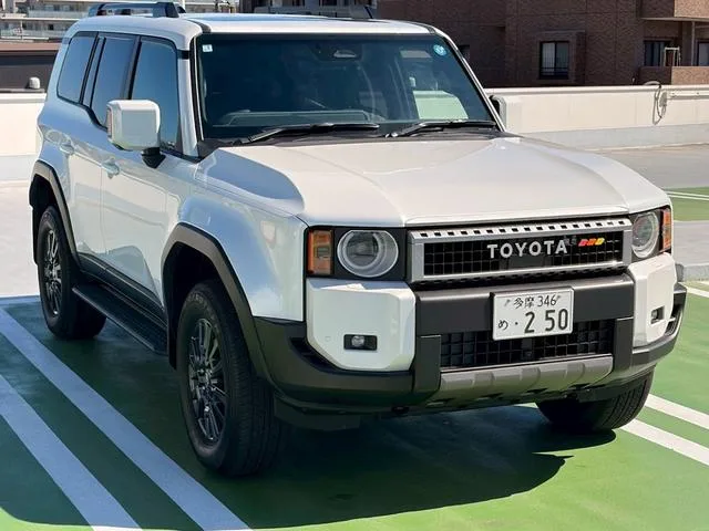 Toyota LAND CRUISER 250 VX 2025 — фото 1, купить с доставкой в Москву