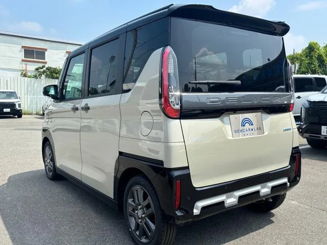 Mitsubishi DELICA MINI T PREMIUM 2025 — миниатюра 2